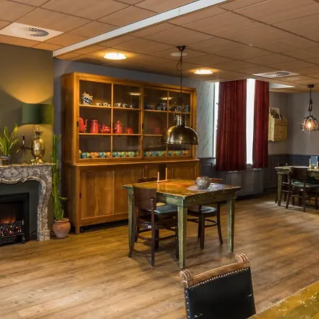 't Brouwershuis 4*